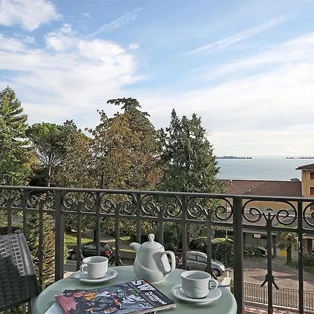 Happy Atelier Centro & Hotel Gardone Riviera