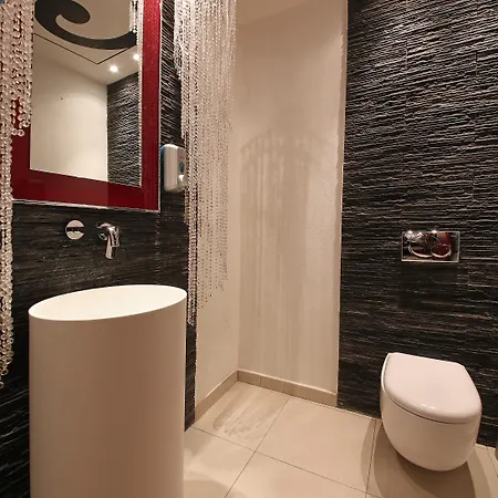 Happy Atelier Centro & 3* Gardone Riviera