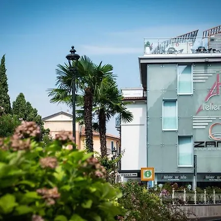 Happy Atelier Centro &