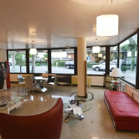Happy Atelier Centro & 3* Gardone Riviera