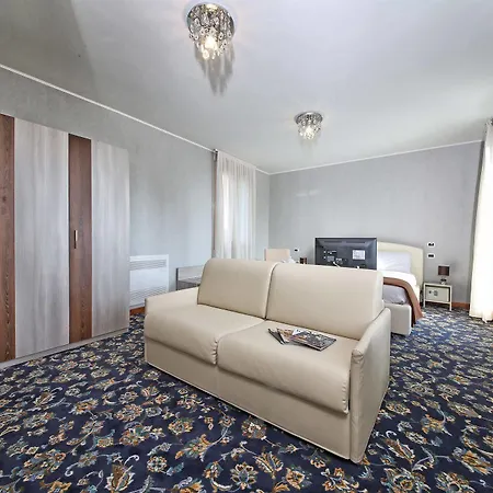 Hotell Happy Atelier Centro &