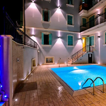 Happy Atelier Centro & Hotel 3*